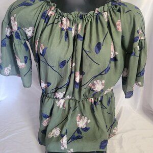 Say What?  Womens Floral Pullover Blouse (Size M)